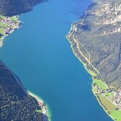 Flugwegposition um 14:08:34: Aufgenommen in der Nähe von Gemeinde Eben am Achensee, Österreich in 2636 Meter